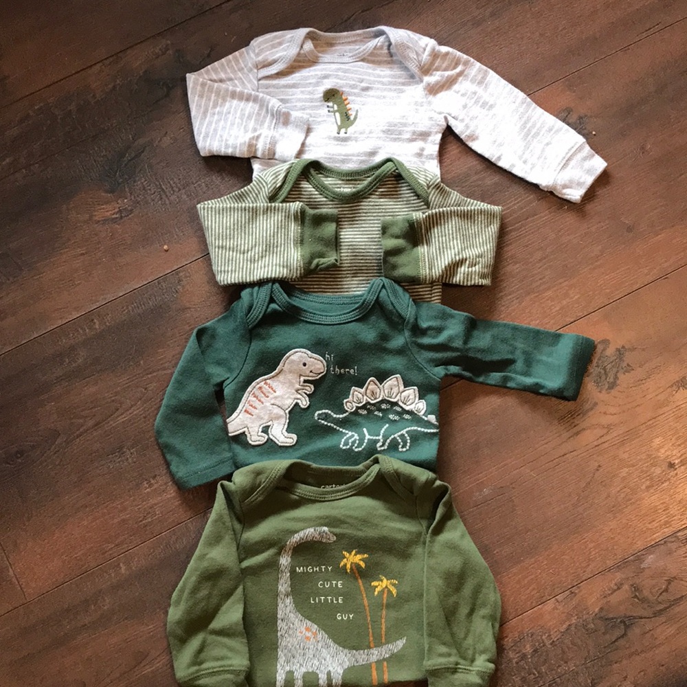 Set of 4 carter’s 3m dinosaur bodysuits